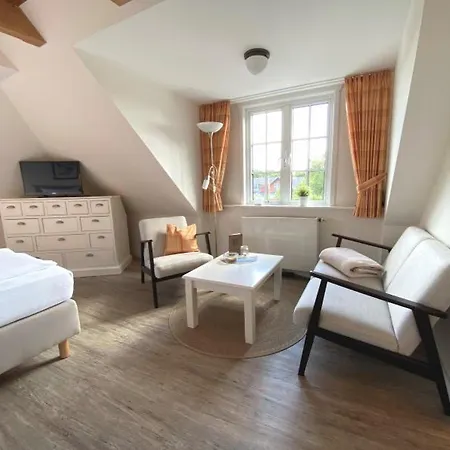 Ekke Nekkepenn Hotel